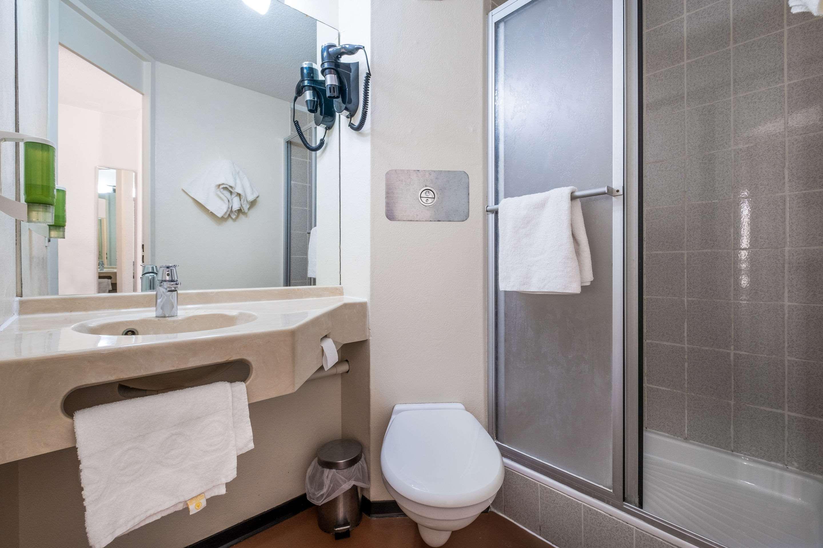 B&B Hotel Marne-La-Vallee Chelles 谢勒 外观 照片
